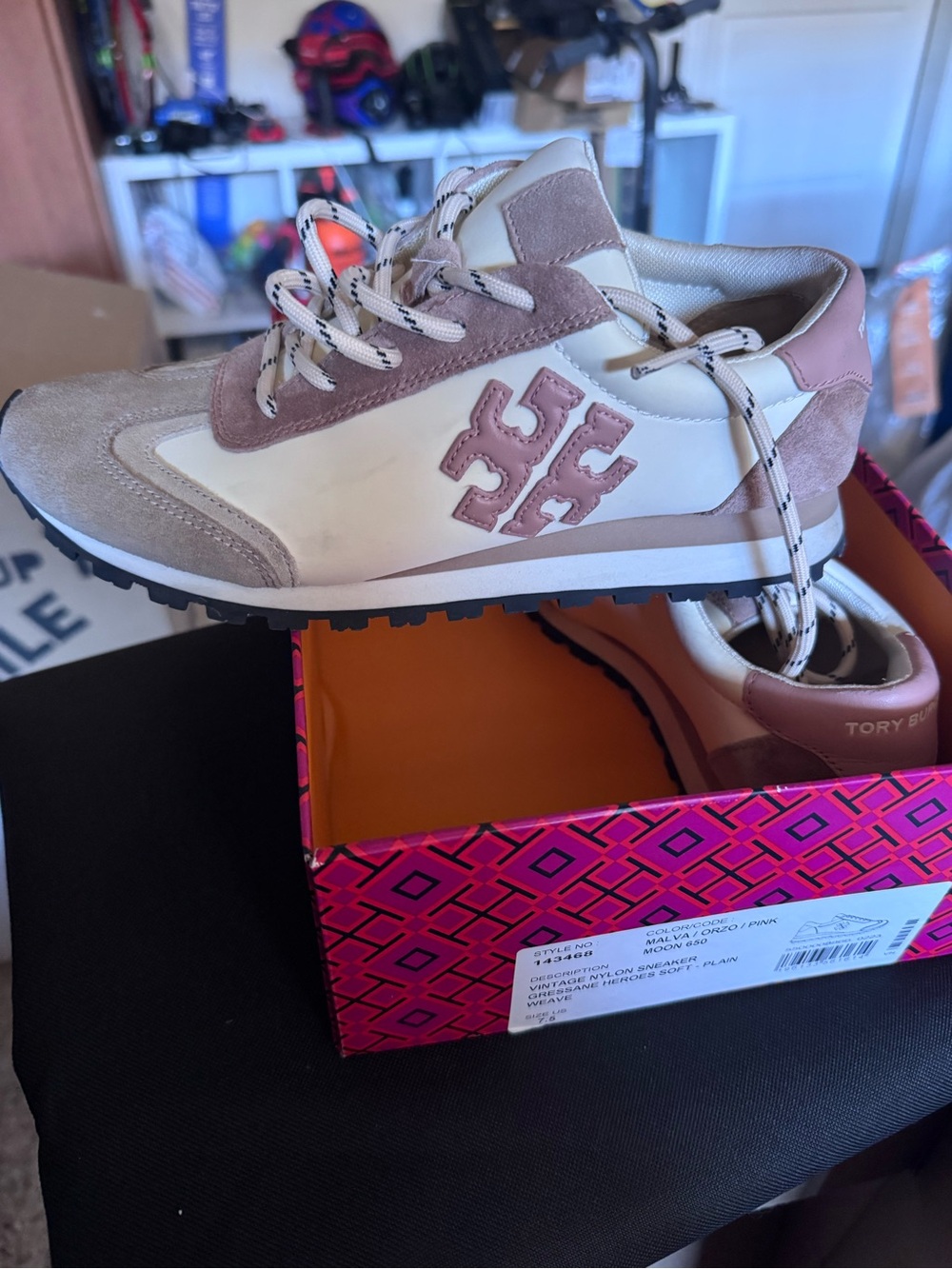 Tory Burch Pink & Cream Logo Runner Sneakers 7.5 - Picture 1 of 1